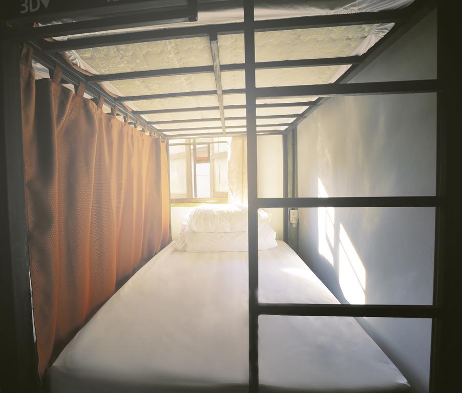 Manon Hostel Chiang Mai Rum bild